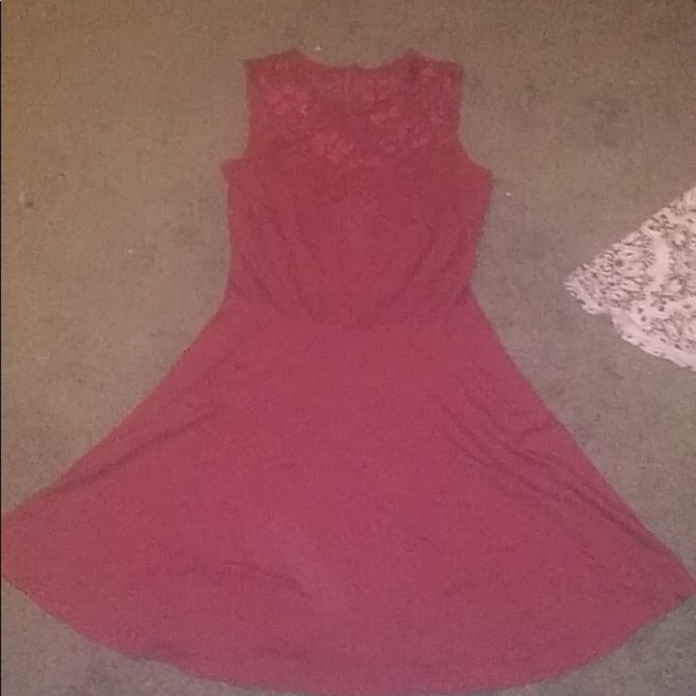 Red Lacy Dress - Picture 3 of 4